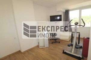 Нов, Обзаведен Четиристаен апартамент, Окръжна болница