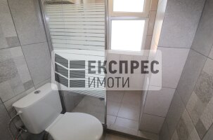 Нов, Обзаведен Четиристаен апартамент, Окръжна болница