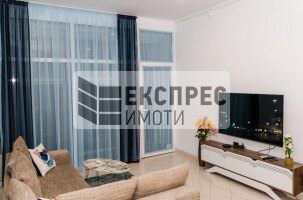 Обзаведен Двустаен апартамент, Център