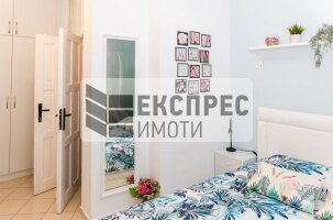 Обзаведен Двустаен апартамент, Център