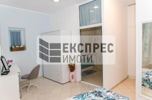 Обзаведен Двустаен апартамент, Център