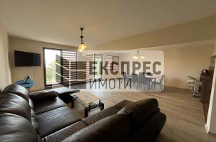 Нов, Обзаведен Тристаен апартамент, Бриз
