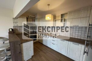 Нов, Обзаведен Тристаен апартамент, Бриз