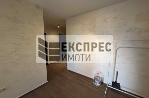 Нов, Обзаведен Тристаен апартамент, Бриз