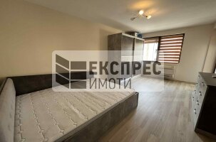 Нов, Обзаведен Тристаен апартамент, Бриз