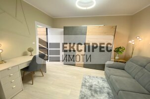 Луксозно, Обзаведен Тристаен апартамент, Морска градина