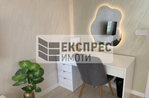 Луксозно, Обзаведен Тристаен апартамент, Морска градина