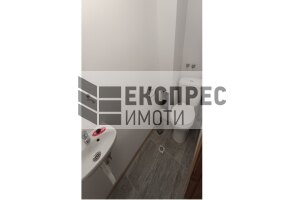 Обзаведен, Тристаен апартамент, Колхозен пазар