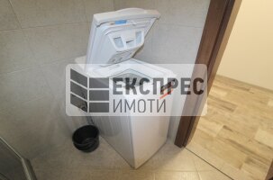 New, Furnished Studio, Breeze