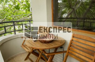  2 Schlafzimmer Wohnung, Chayka
