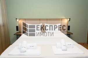  2 Schlafzimmer Wohnung, Chayka
