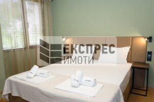  2 Schlafzimmer Wohnung, Chayka