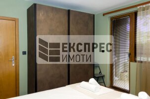  2 Schlafzimmer Wohnung, Chayka