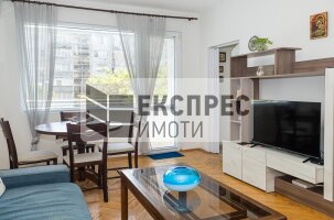  2 Schlafzimmer Wohnung, Chayka