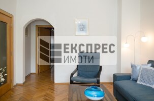  2 Schlafzimmer Wohnung, Chayka