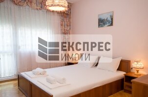  2 Schlafzimmer Wohnung, Chayka