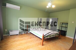 Обзаведен Четиристаен апартамент, Общината