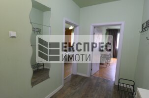 Обзаведен Четиристаен апартамент, Общината