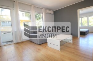 Нов, Луксозен, Обзаведен, Тристаен апартамент, Окръжна болница