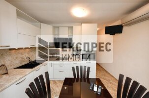  1 Schlafzimmer Wohnung, Chayka