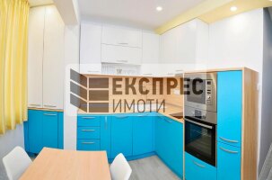  1 Schlafzimmer Wohnung, Chayka