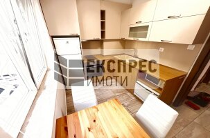 Нов, Обзаведен, Тристаен апартамент, Център
