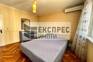 Обзаведен, Четиристаен апартамент, Левски