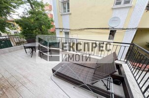 Обзаведен Двустаен апартамент, Център