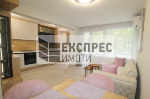 Нов, Луксозно, Обзаведен Двустаен апартамент, Окръжна болница