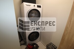 Нов, Луксозно, Обзаведен Двустаен апартамент, Окръжна болница