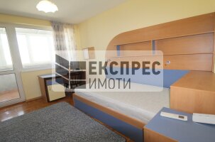  3 Schlafzimmer Wohnung, Chayka