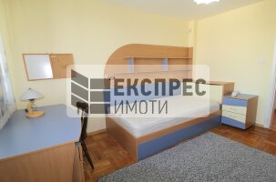  3 Schlafzimmer Wohnung, Chayka