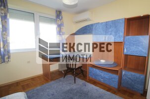  3 Schlafzimmer Wohnung, Chayka