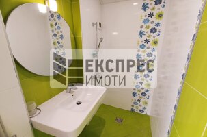 Обзаведен Тристаен апартамент, Лятно кино Тракия