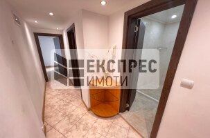 Нов, Обзаведен, Тристаен апартамент, Окръжна болница
