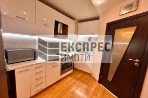 Обзаведен, Двустаен апартамент, Окръжна болница