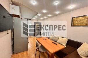 Обзаведен, Двустаен апартамент, Окръжна болница