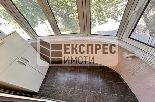 Обзаведен, Двустаен апартамент, Окръжна болница
