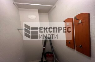 Нов, Луксозно, Обзаведен Двустаен апартамент, Окръжна болница