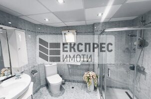 FURNISHED 2 bedroom apartment, Center