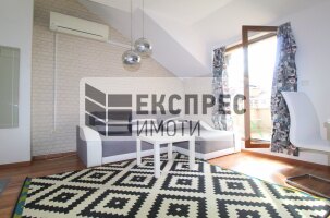 Furnished Studio, Regional hospital
