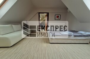 Обзаведен Тристаен апартамент, Център