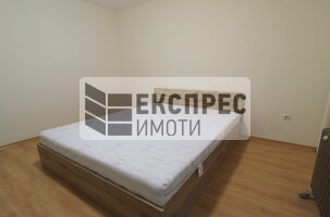 Обзаведен Тристаен апартамент, Окръжна болница