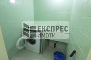 Обзаведен Тристаен апартамент, Окръжна болница