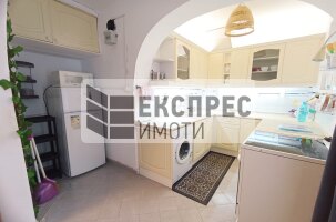 Обзаведен Двустаен апартамент, Окръжна болница