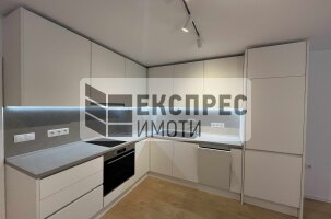 Neu, Möbliert 1 Schlafzimmer Wohnung, Center
