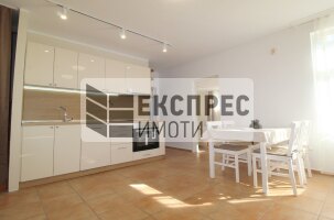  2 Schlafzimmer Wohnung, Regional hospital