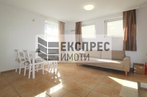  2 Schlafzimmer Wohnung, Regional hospital