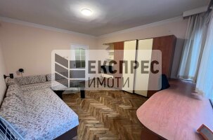 Furnished 2 bedroom apartment, Center