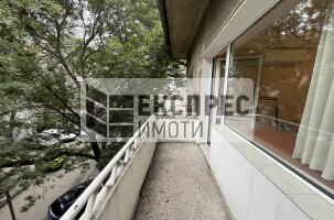 Furnished 2 bedroom apartment, Center